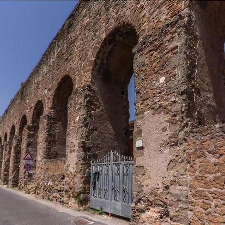 Appartamento Dell'Acquedotto Romano Exteriör bild