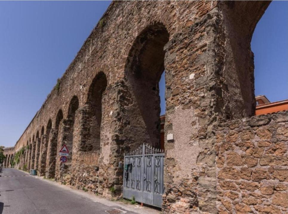 Appartamento Dell'Acquedotto Romano Exteriör bild